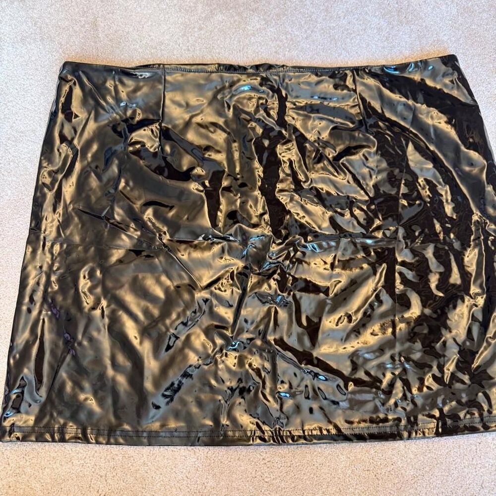 Fashion-nova Women's Black Skirt